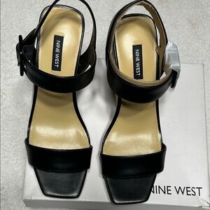 Nine West Court S3 Black Leather Strappy Cork Wedge Size 9 New in Box $45